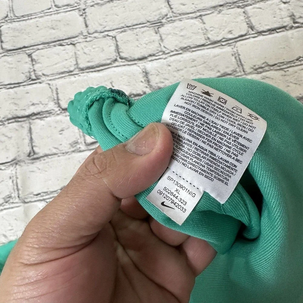 Nike Green Sweatpants Men XL Pants Gray Tag Adult Performance Y2K Swoosh